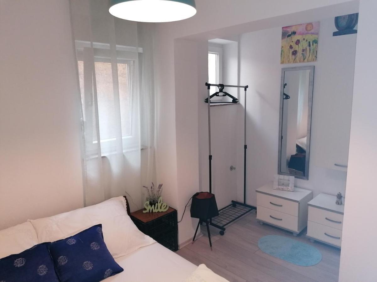 Apartmani Krijesnica Senj  Ngoại thất bức ảnh