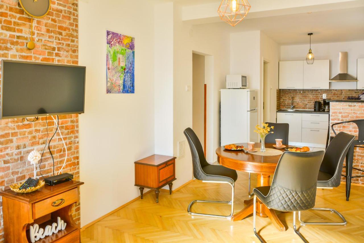 Apartmani Krijesnica Senj  Ngoại thất bức ảnh