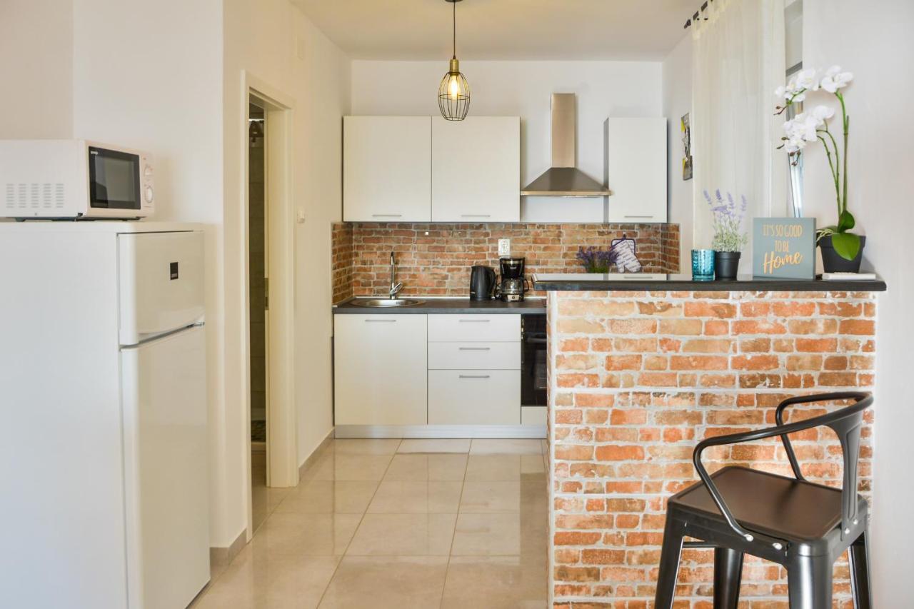 Apartmani Krijesnica Senj  Ngoại thất bức ảnh